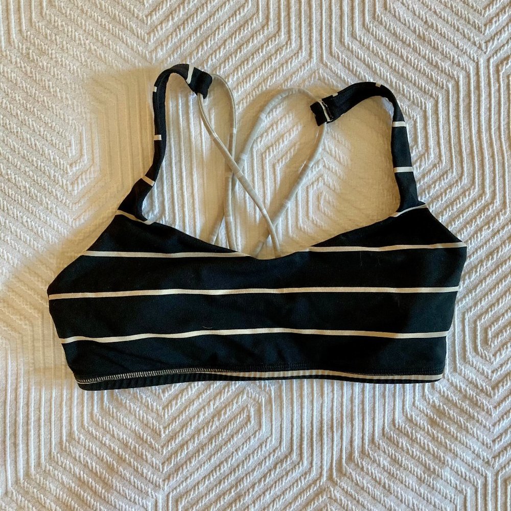 Lululemon Free To Be Sports Bra - Size 6